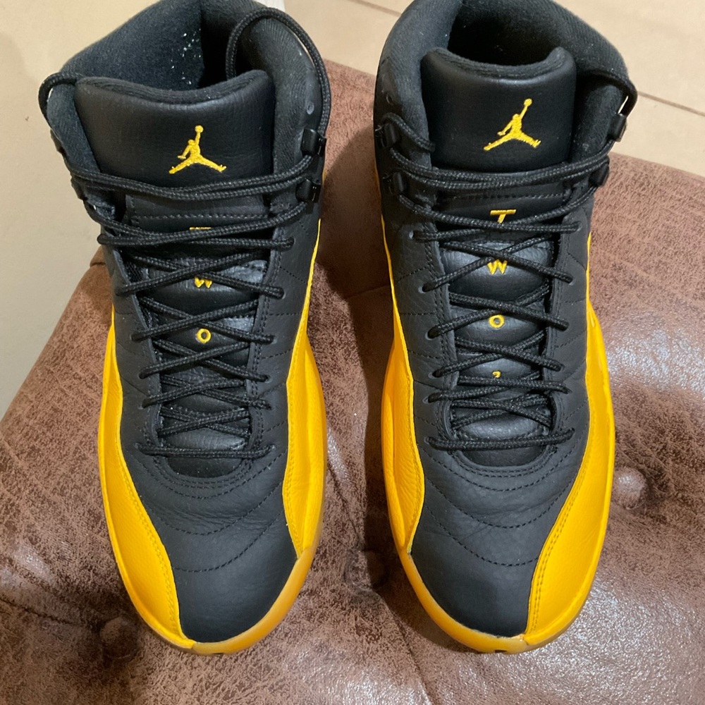🔥 Air Jordan 12 Retro “University Gold” – Men’s Size 10 – Very Good Condition 🔥
